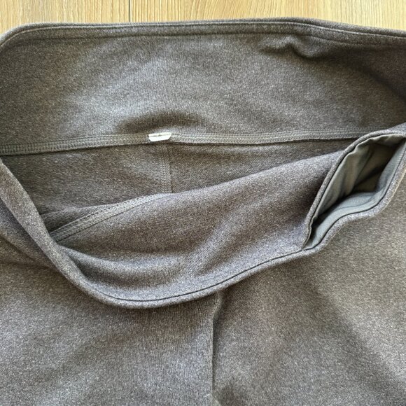 Alo Yoga Airbrush Capri Leggings Heather Gray M - Picture 9 of 11